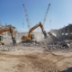 Вывоз строительного мусора при сносе крупных строительных объектов