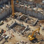 Подготовка строительной площадки с использованием кранов